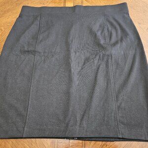 NWT Torrid Avenue Skirt